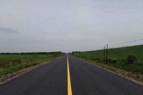 一線 長(zhǎng)春市已完成農(nóng)村公路 老舊路 改造路面施工1315.7公里